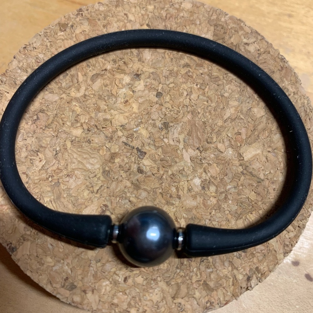 Stretch fresh water pearl braclet